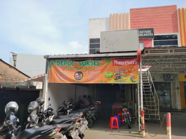 Harga Menu Depot Sukses Tembalang, Foto & Gambar